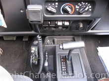 Load image into Gallery viewer, Uniden Pickup Truck CB Package
